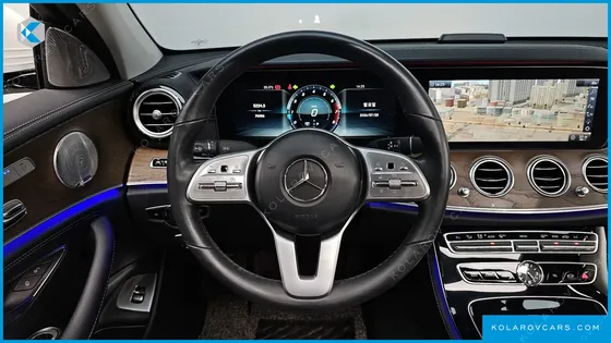 MERCEDES E-CLASS E300 EXCLUSIVE