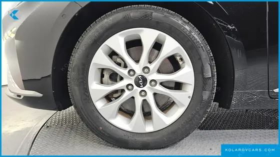 KIA K8 2.5 GASOLINE 2WD