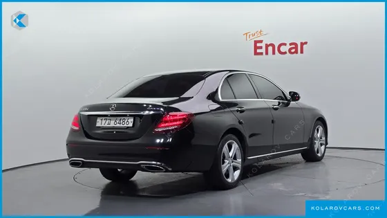 MERCEDES E-CLASS E220D 4MATIC AVANTGARDE