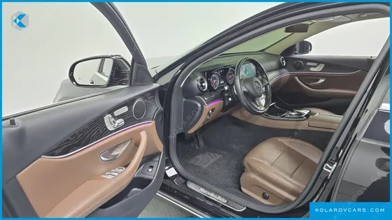 MERCEDES E-CLASS E220D 4MATIC AVANTGARDE
