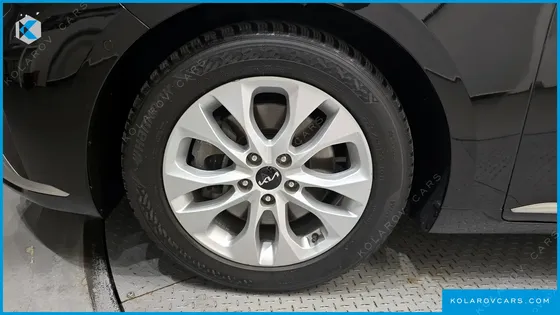 KIA K8 2.5 GASOLINE 2WD