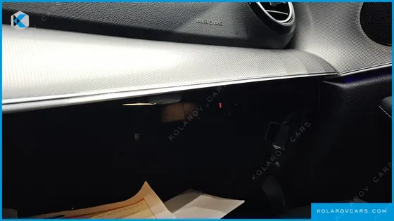 MERCEDES E-CLASS E200 AVANTGARDE