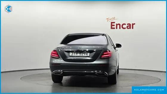 MERCEDES E-CLASS E300 4MATIC EXCLUSIVE