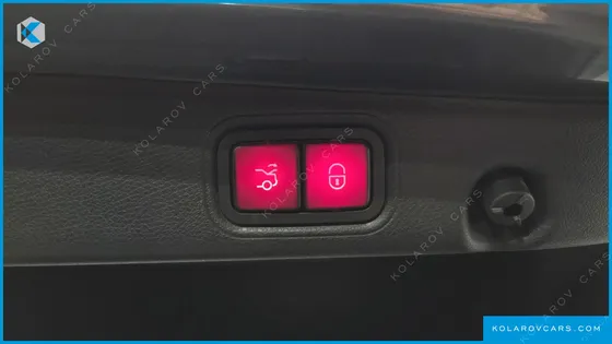 MERCEDES E-CLASS E300 4MATIC EXCLUSIVE