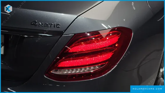 MERCEDES E-CLASS E300 4MATIC AVNATGARDE