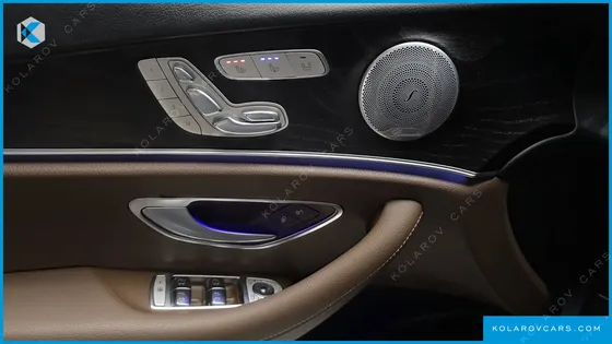 MERCEDES E-CLASS E300 4MATIC AVNATGARDE