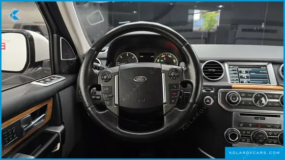 LAND ROVER DISCOVERY 3.0 SDV6 HSE