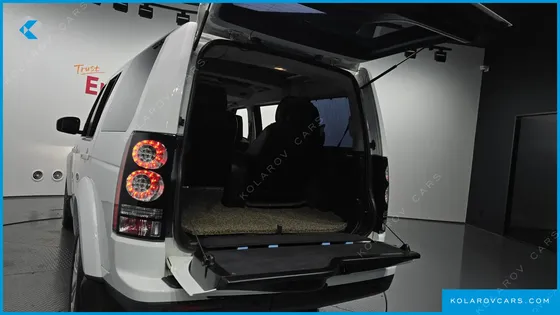 LAND ROVER DISCOVERY 3.0 SDV6 HSE