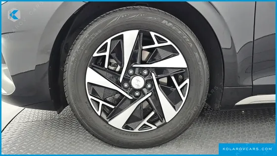 HYUNDAI GRANDEUR EXCLUSIVE