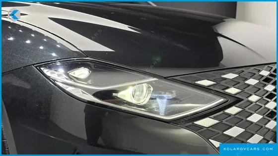 HYUNDAI GRANDEUR LE BLANC