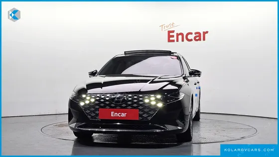 HYUNDAI GRANDEUR LE BLANC