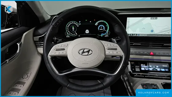 HYUNDAI GRANDEUR LE BLANC