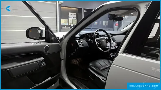 LAND ROVER DISCOVERY 3.0 SD6 SE