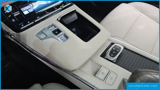 HYUNDAI GRANDEUR LE BLANC