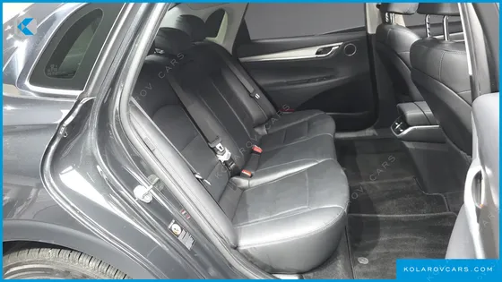 HYUNDAI GRANDEUR LE BLANC