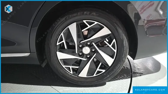 HYUNDAI GRANDEUR LE BLANC