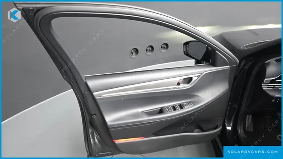 HYUNDAI GRANDEUR LE BLANC