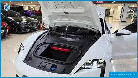 PORSCHE TAYCAN BASE