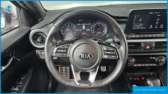 KIA K3 5DOOR GT SIGNATURE