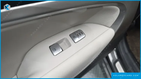 GENESIS G70 GASOLINE 2.0T 2WD