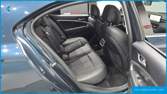 GENESIS G70 GASOLINE 2.5T 4WD