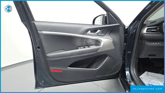 GENESIS G70 GASOLINE 2.5T 4WD