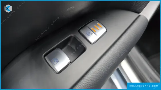 GENESIS G70 GASOLINE 2.5T 4WD