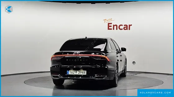 HYUNDAI GRANDEUR LE BLANC
