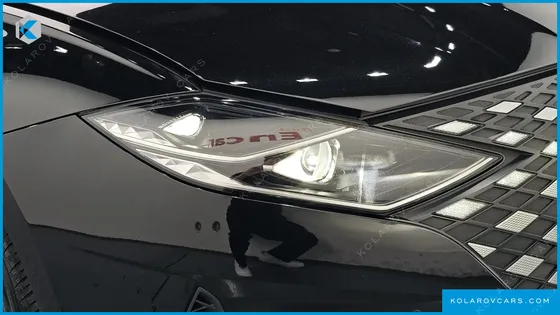 HYUNDAI GRANDEUR LE BLANC