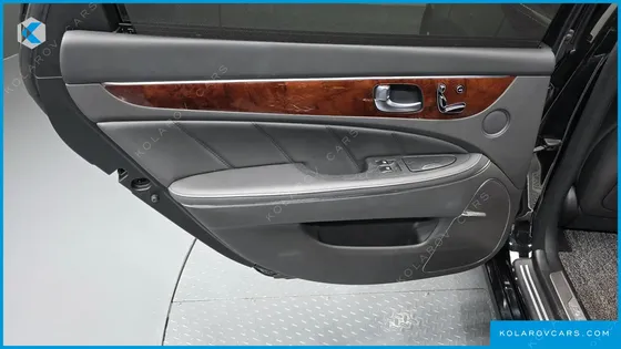 HYUNDAI EQUUS 5.0 EXPORTED