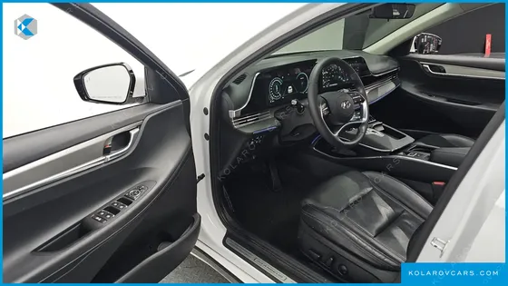 HYUNDAI GRANDEUR LE BLANC