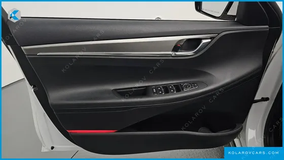 HYUNDAI GRANDEUR LE BLANC