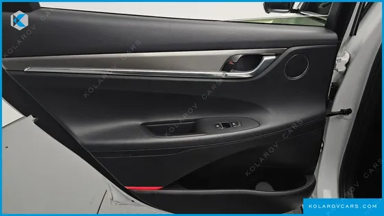 HYUNDAI GRANDEUR LE BLANC