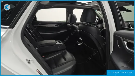 HYUNDAI GRANDEUR LE BLANC
