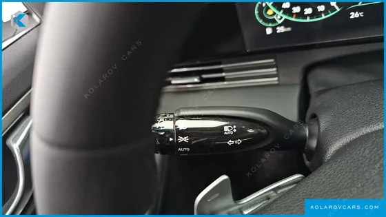 HYUNDAI GRANDEUR LE BLANC