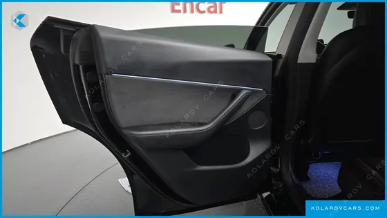 TESLA MODEL Y LONG RANGE AWD