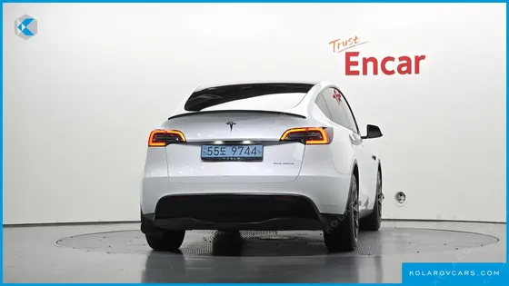 TESLA MODEL Y LONG RANGE AWD