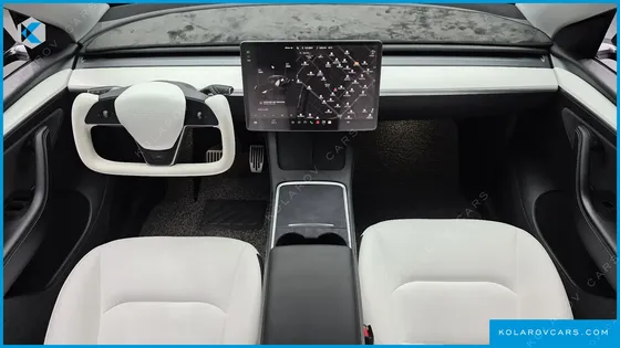 TESLA MODEL Y RWD