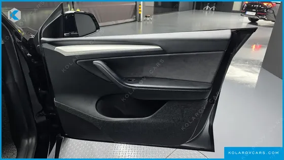 TESLA MODEL Y RWD