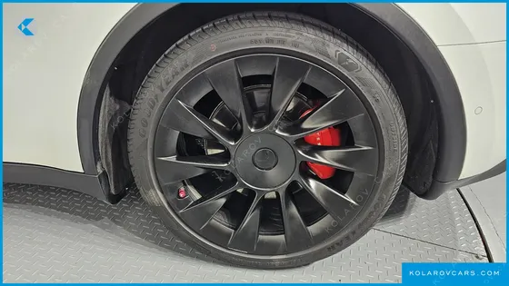 TESLA MODEL Y PERFORMANCE AWD