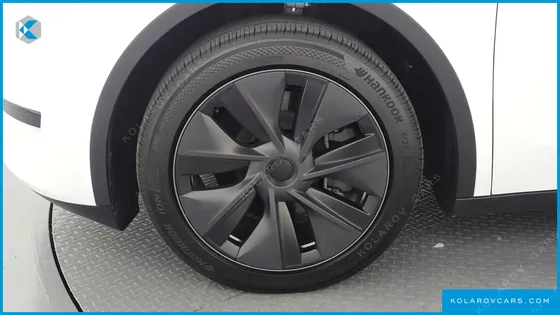 TESLA MODEL Y RWD