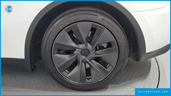 TESLA MODEL Y RWD