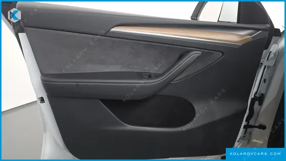 TESLA MODEL Y RWD