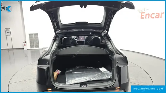 TESLA MODEL Y PREMIUM LONG RANGE AWD