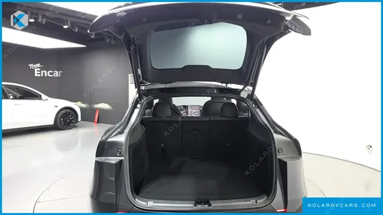 TESLA MODEL Y PREMIUM LONG RANGE AWD