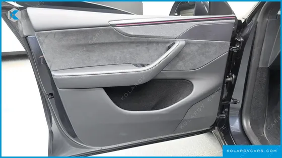TESLA MODEL Y PREMIUM LONG RANGE AWD