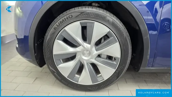 TESLA MODEL Y RWD