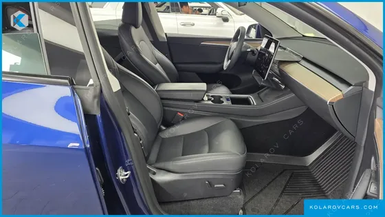 TESLA MODEL Y RWD