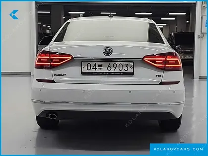 VOLKSWAGEN PASSAT 2.0 TSI