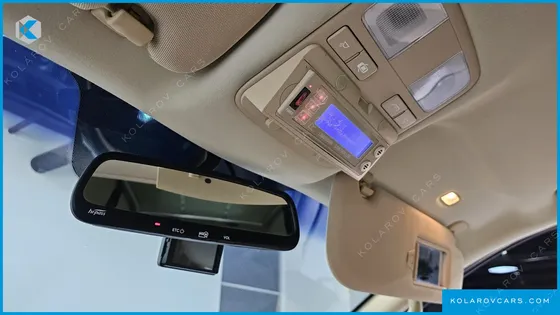 HYUNDAI STAREX 4WD LIMOUSINE